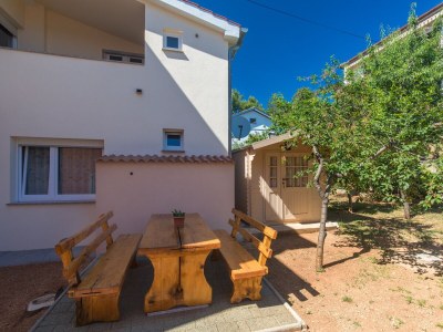 Apartment Two bedroom apartment with terrace Punat, Krk A-24864-a - Outdoor photo 3