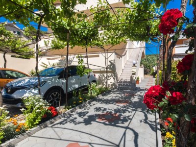 Apartment Two bedroom apartment with terrace Punat, Krk A-24864-a - Outdoor photo 6