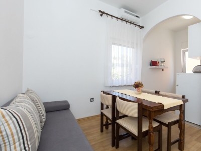 Apartment Two bedroom apartment with terrace Punat, Krk A-24864-a - Outdoor photo 7