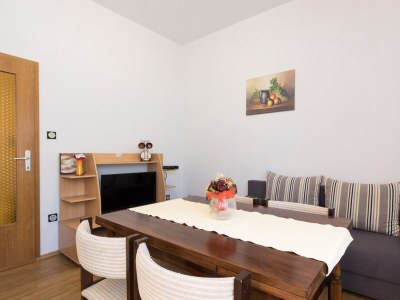 Apartment Two bedroom apartment with terrace Punat, Krk A-24864-a - Outdoor photo 8