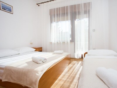 Apartment Two bedroom apartment with terrace Punat, Krk A-24864-a - Outdoor photo 11