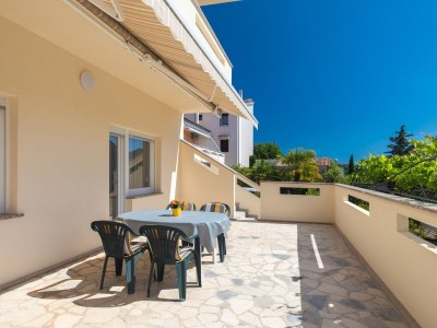 Apartment Two bedroom apartment with terrace Punat, Krk A-24864-a - Outdoor photo 18