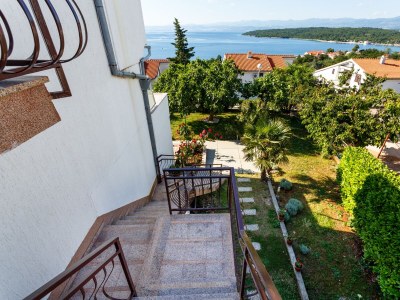 Apartment Three bedroom apartment with terrace and sea view Njivice, Krk A-20501-a - Outdoor photo 2