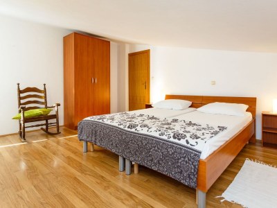 Apartment Three bedroom apartment with terrace and sea view Njivice, Krk A-20501-a - Outdoor photo 7