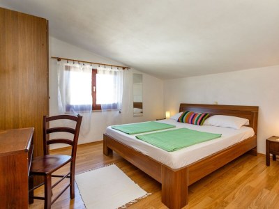 Apartment Three bedroom apartment with terrace and sea view Njivice, Krk A-20501-a - Outdoor photo 8