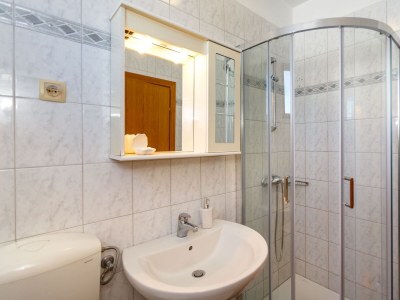 Apartment Three bedroom apartment with terrace and sea view Njivice, Krk A-20501-a - Outdoor photo 10