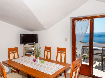 Apartment Three bedroom apartment with terrace and sea view Njivice, Krk A-20501-a - Outdoor photo 14