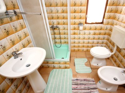 Apartment Three bedroom apartment with balcony and sea view Mastrinka, Čiovo A-9428-a - Outdoor photo 23