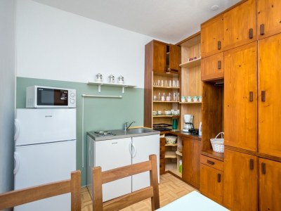 Apartment Two bedroom apartment with balcony Njivice, Krk A-20547-a - Outdoor photo 7