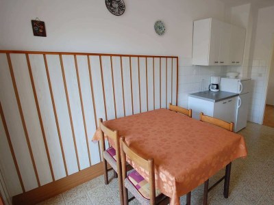 Apartment One bedroom apartment with terrace Njivice, Krk A-21870-a - Outdoor photo 8