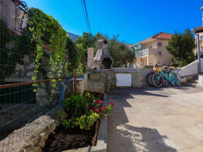 Apartment Two bedroom apartment with terrace and sea view Rogoznica A-24889-a - Outdoor photo 7