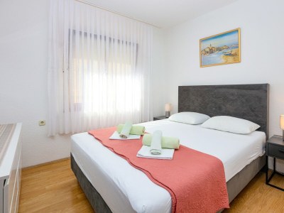 Apartment Two bedroom apartment with terrace and sea view Rogoznica A-24889-a - Outdoor photo 20