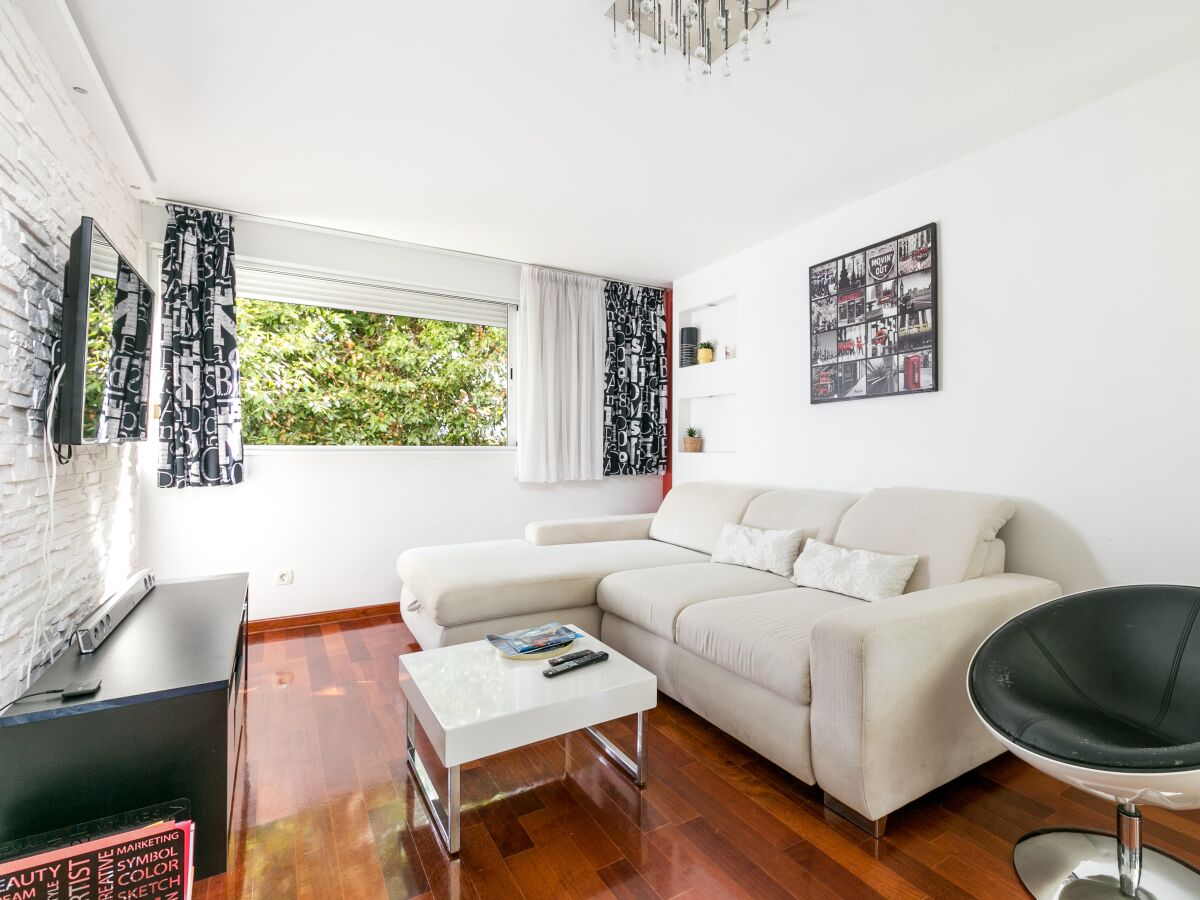 Apartment One bedroom apartment with air-conditioning Split A-24912-a - Outdoor photo 5