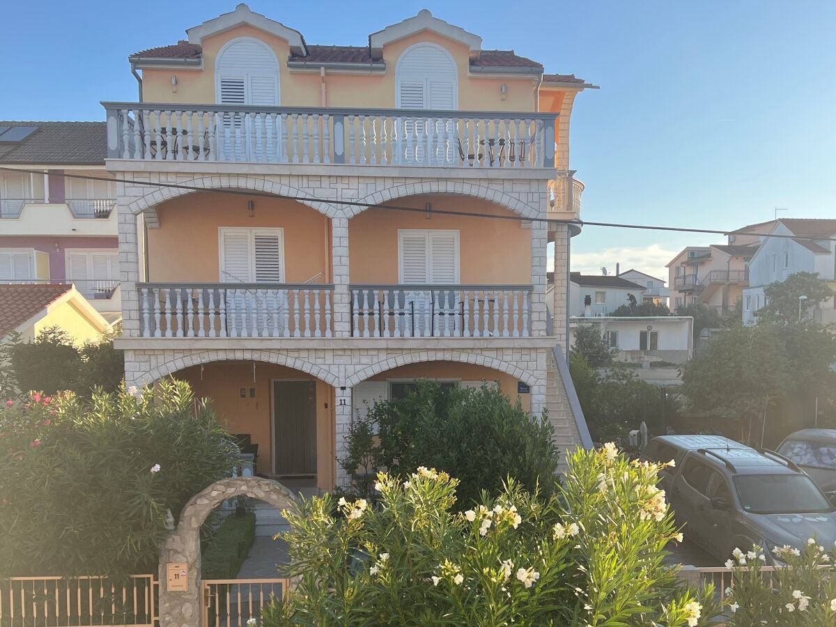 Apartment Two bedroom apartment with terrace Vodice A-24913-a - Outdoor photo 2