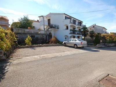 Apartment Three bedroom apartment with terrace and sea view Njivice, Krk A-21859-a - Outdoor photo 3