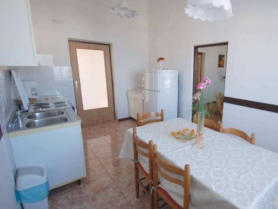 Apartment Three bedroom apartment with terrace and sea view Njivice, Krk A-21859-a - Outdoor photo 6