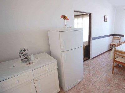 Apartment Three bedroom apartment with terrace and sea view Njivice, Krk A-21859-a - Outdoor photo 9