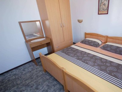 Apartment Three bedroom apartment with terrace and sea view Njivice, Krk A-21859-a - Outdoor photo 11