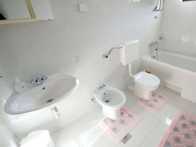 Apartment Three bedroom apartment with terrace and sea view Njivice, Krk A-21859-a - Outdoor photo 14