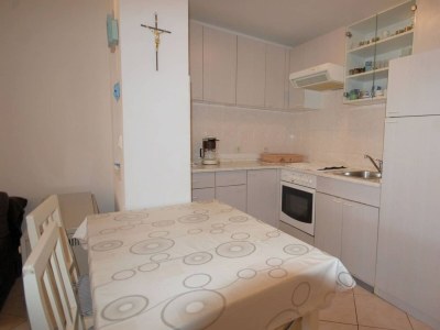 Apartment Two bedroom apartment with terrace Njivice, Krk A-21856-a - Outdoor photo 7