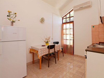 Apartment Studio flat near beach Prižba, Korčula AS-12648-e - Outdoor photo 5