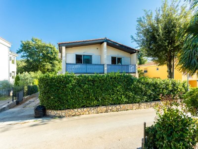 Apartment One bedroom apartment with balcony Njivice, Krk A-20504-a - Outdoor photo 3