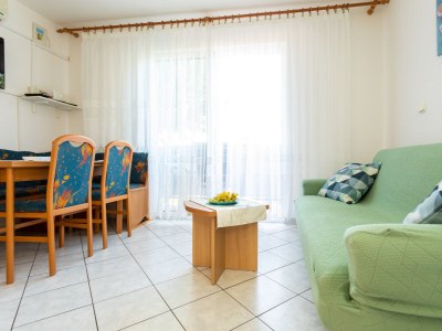 Apartment One bedroom apartment with balcony Njivice, Krk A-20504-a - Outdoor photo 9