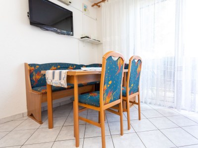 Apartment One bedroom apartment with balcony Njivice, Krk A-20504-a - Outdoor photo 11