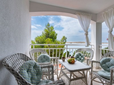 Apartment Two bedroom apartment with terrace and sea view Vidalići, Pag A-9393-a - Outdoor photo 17