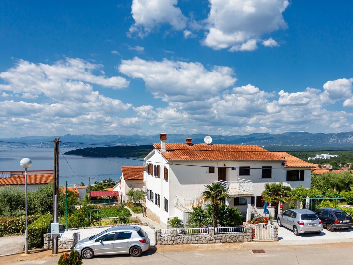 Apartment Studio flat with balcony and sea view Njivice, Krk AS-20505-a