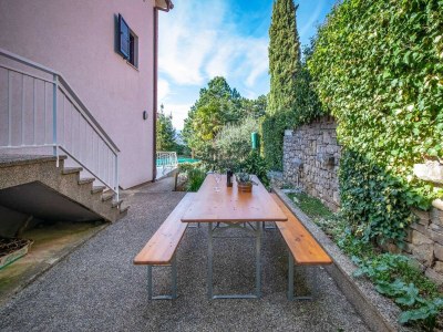 Apartment Two bedroom apartment with terrace and sea view Njivice, Krk A-21868-b - Outdoor photo 3