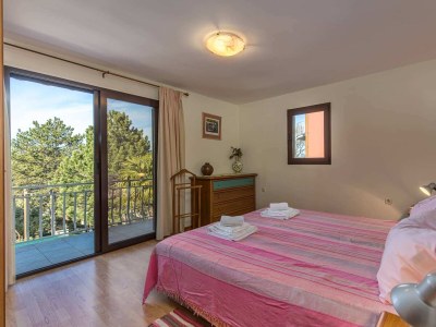 Apartment Two bedroom apartment with terrace and sea view Njivice, Krk A-21868-b - Outdoor photo 12