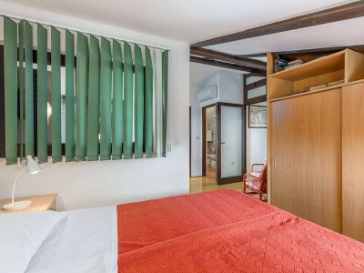 Apartment Two bedroom apartment with terrace and sea view Njivice, Krk A-21868-b - Outdoor photo 15