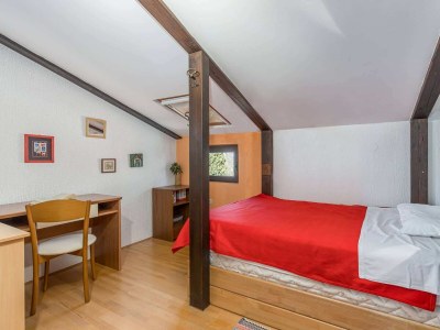 Apartment Two bedroom apartment with terrace and sea view Njivice, Krk A-21868-b - Outdoor photo 16