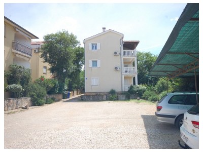 Apartment One bedroom apartment with balcony and sea view Kremenići, Krk A-22269-a in Malinska - Apartment