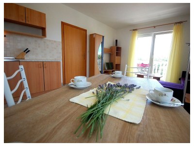 Apartment One bedroom apartment with balcony and sea view Kremenići, Krk A-22269-a - Outdoor photo 4