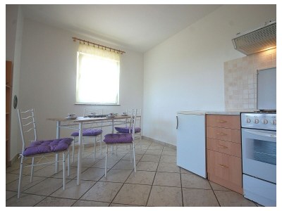 Apartment One bedroom apartment with balcony and sea view Kremenići, Krk A-22269-a - Outdoor photo 7