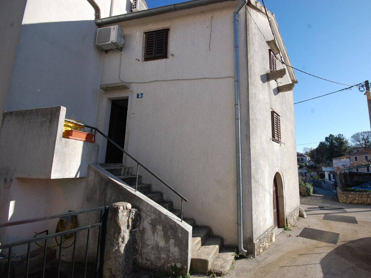 Apartment One bedroom apartment with balcony and sea view Vantačići, Krk A-20659-a - Outdoor photo 2