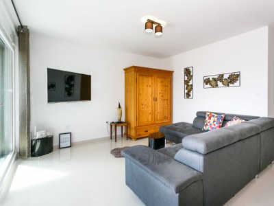 Apartment Two bedroom apartment with terrace Vantačići, Krk A-20707-a - Outdoor photo 4