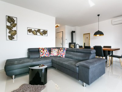 Apartment Two bedroom apartment with terrace Vantačići, Krk A-20707-a - Outdoor photo 5