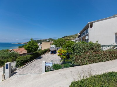 Apartment Studio flat with balcony and sea view Duće, Omiš AS-13694-a in Omis - Apartment