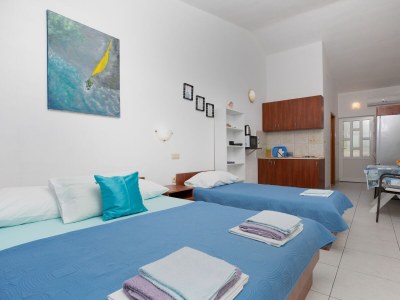 Apartment Studio flat with balcony and sea view Duće, Omiš AS-13694-a - Outdoor photo 17