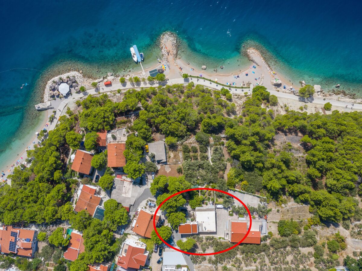 Apartment Two bedroom apartment with terrace Brela, Makarska A-20186-a - Outdoor photo 2