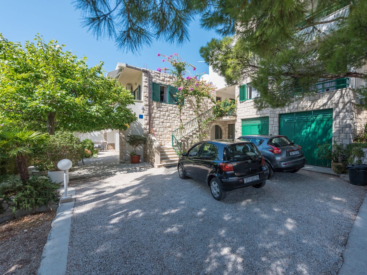 Apartment Two bedroom apartment with terrace Brela, Makarska A-20186-a - Outdoor photo 4