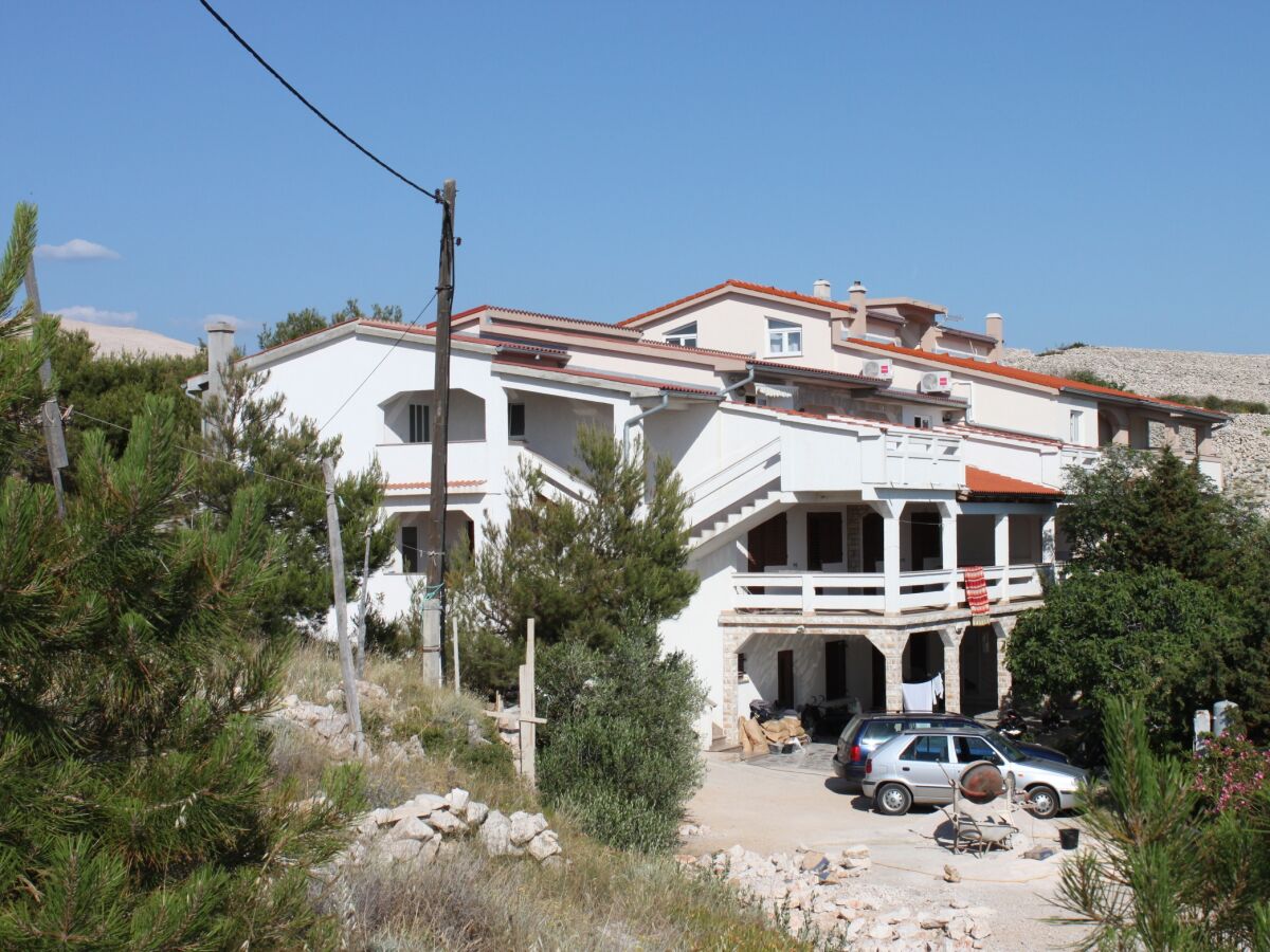 Apartment Two bedroom apartment near beach Kustići, Pag A-6376-j - Outdoor photo 3