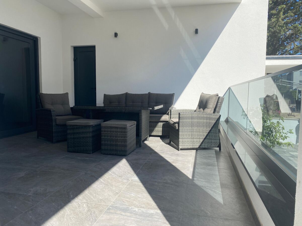 Apartment Two bedroom apartment near beach Srima - Vodice, Vodice A-24956-a