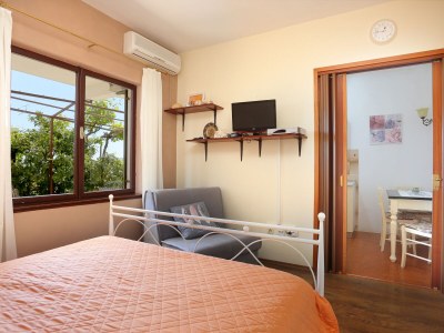 Apartment Studio flat with terrace Seget Vranjica, Trogir AS-11273-a - Outdoor photo 26