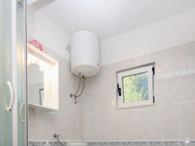 Apartment One bedroom apartment with balcony and sea view Slatine, Čiovo A-5999-a - Outdoor photo 17