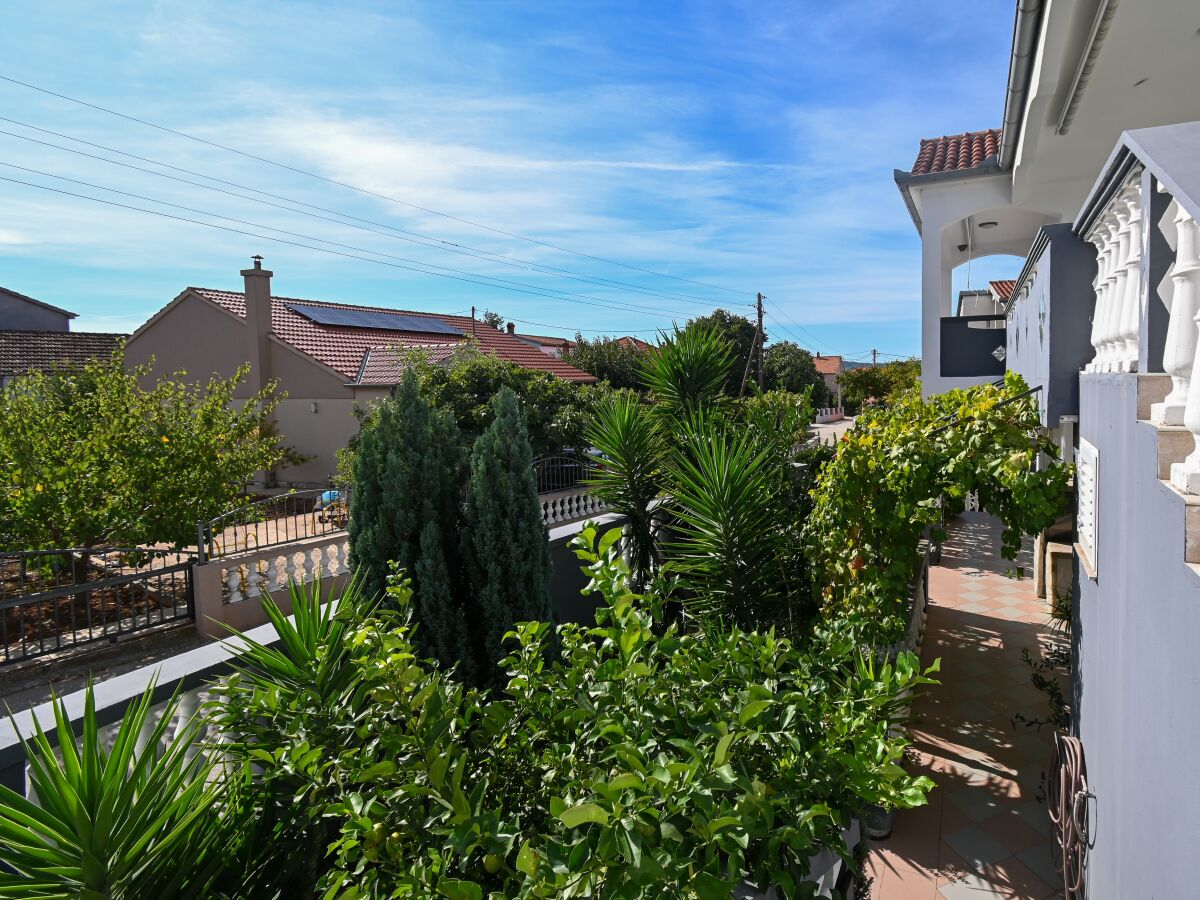 Apartment Two bedroom apartment with terrace and sea view Bibinje, Zadar A-18066-a - Outdoor photo 5