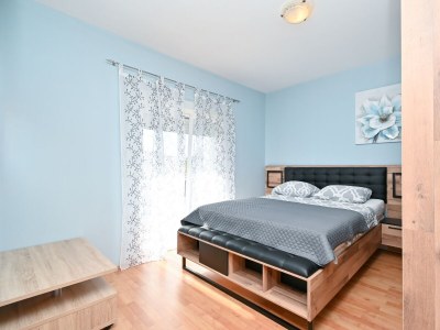 Apartment Two bedroom apartment with terrace and sea view Bibinje, Zadar A-18066-a - Outdoor photo 10